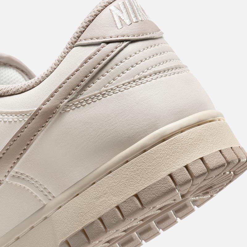 Nike Men's Rubber-Tread Low Top Sports Shoes - Spring Board Shoes - Flat Bottom Retro - NIKE DUNK LOW HF5441