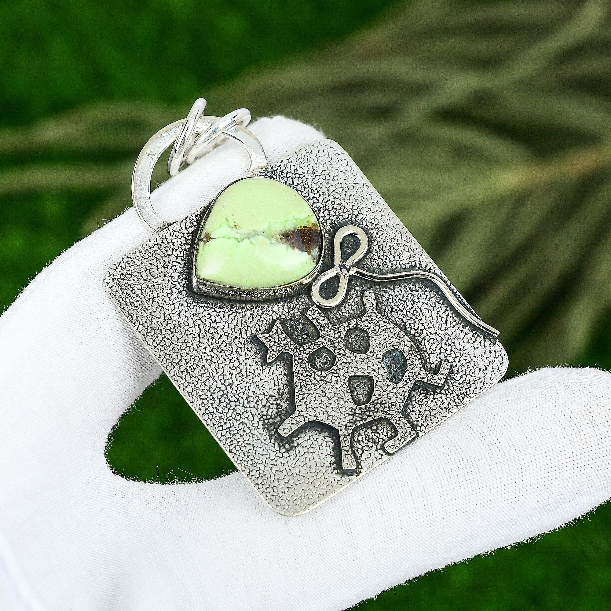 

Sisters Day Sale Natural Lemon Chrysoprase 925 Sterling Silver Pendant Jewelry