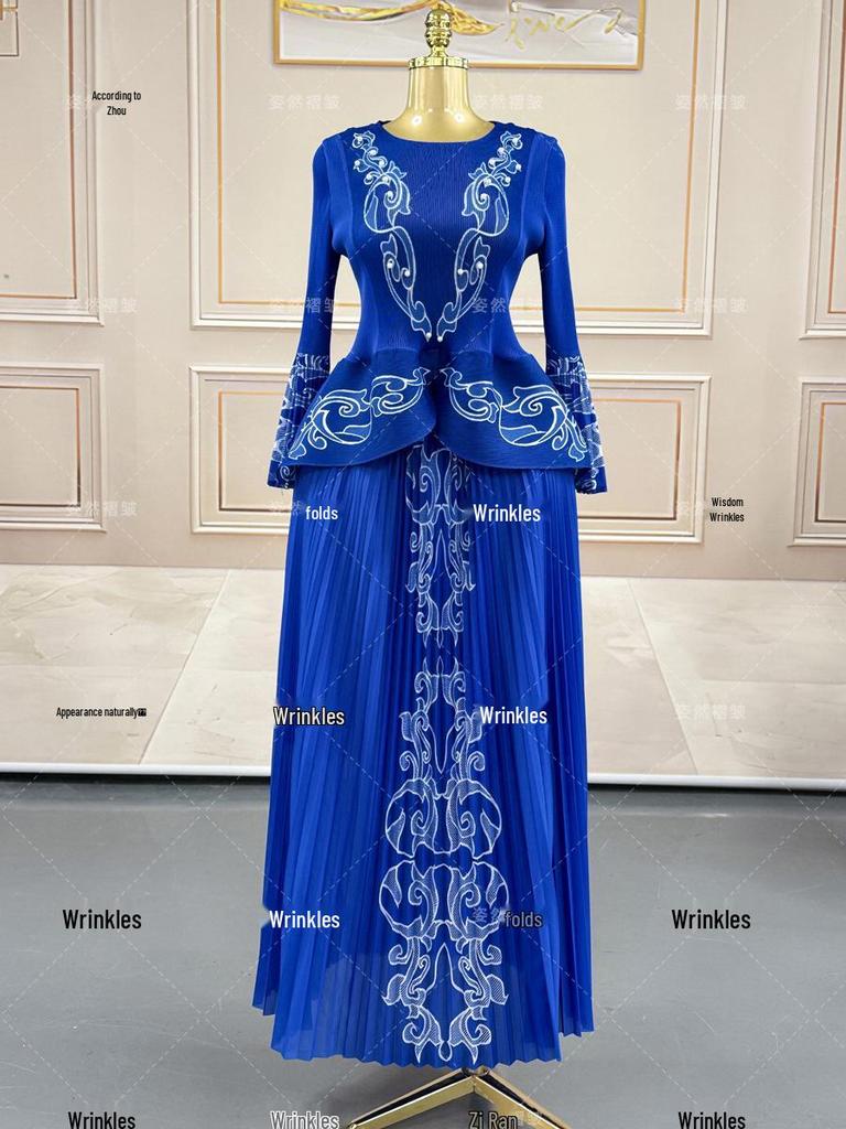 Elegant 2026 Pleated Print Slimming Suit: Plus-Size Waist-Cinched Two-Piece Dress Set