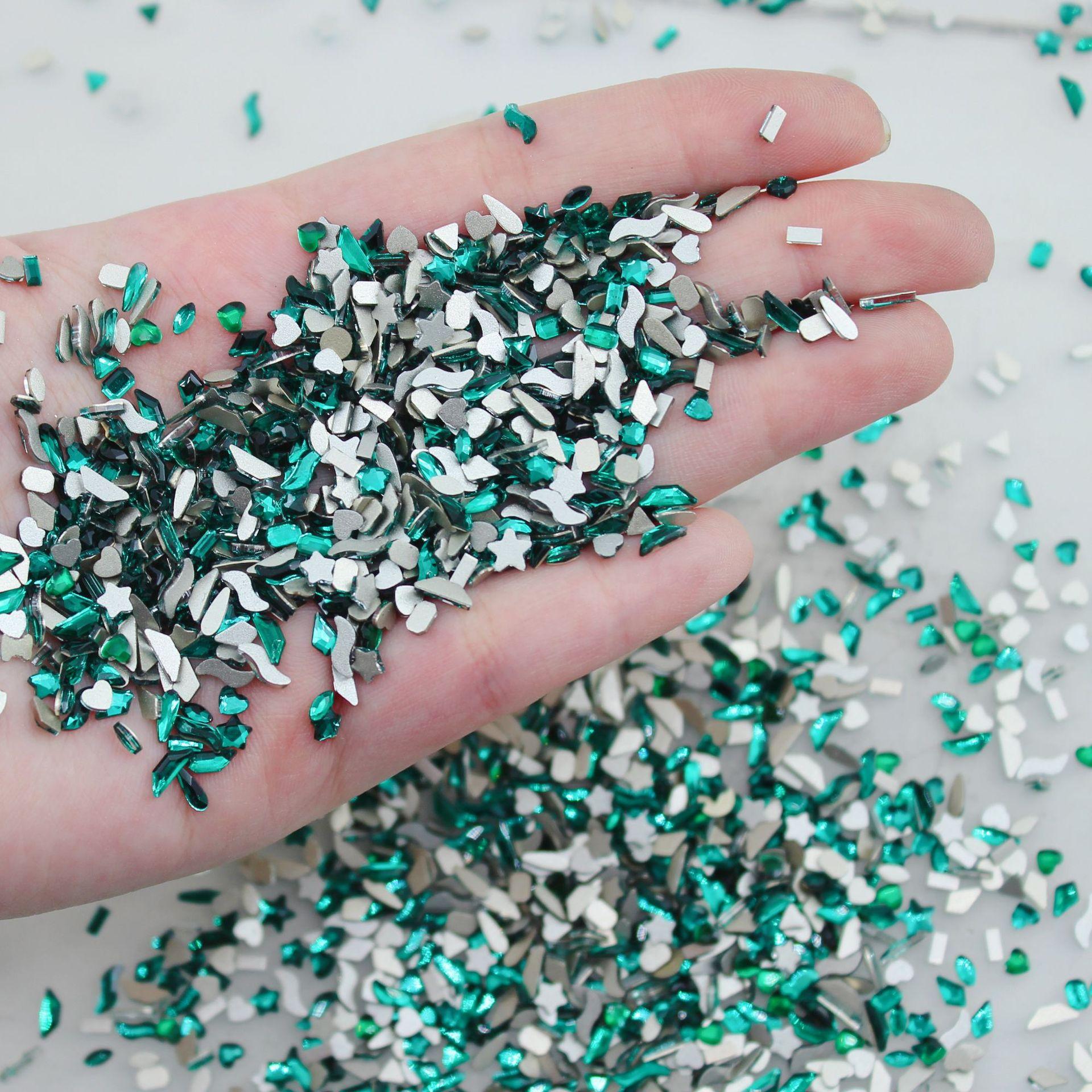 

Yiwu Nail Art Diamond Mixed Mini Small Nail Art Flat Bottom Special-Shaped Diamond Mixed K9 Champagne Nail Art Jewelry 100pcs/bag