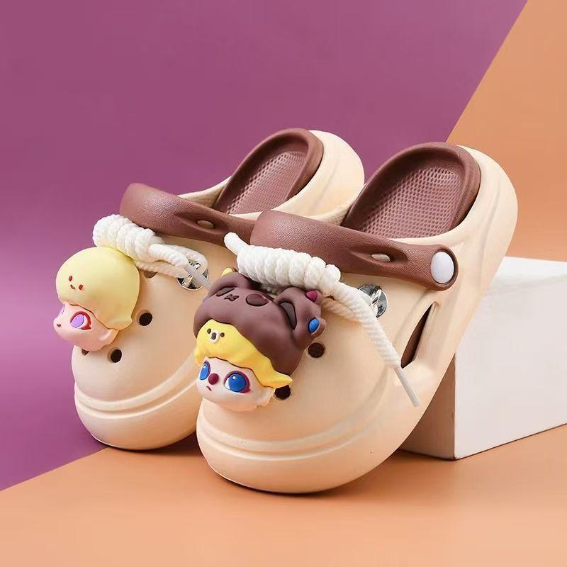 Mädchen Puppe Lochschuhe Dekorative Abnehmbare Schnalle Niedliche Gartenschuhe Schuhe Blume Accessoires Anhänger Clogs Sandalen DIY Zubehör