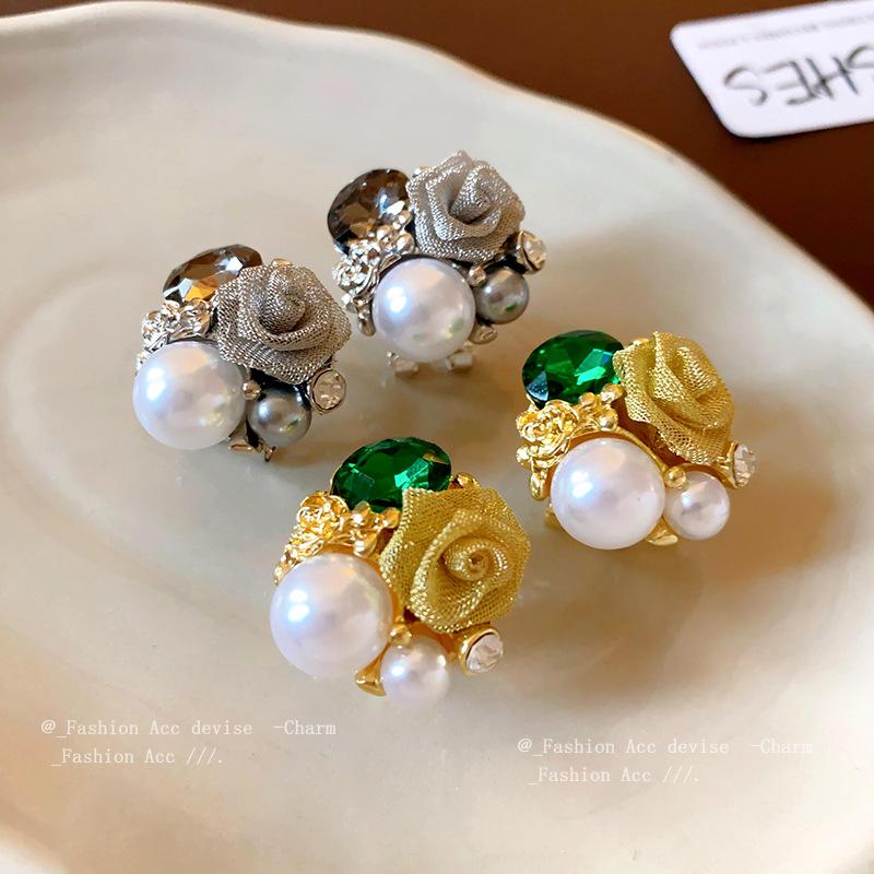 Silver Needle Diamond Artificial Pearl Flower Stud Earrings French Retro Unique Design Earrings Personalized Simple Temperament Earrings