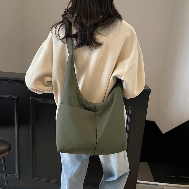Popular bags women's new fashion textured cloth bags tote bags large-capacity commuter shoulder bags