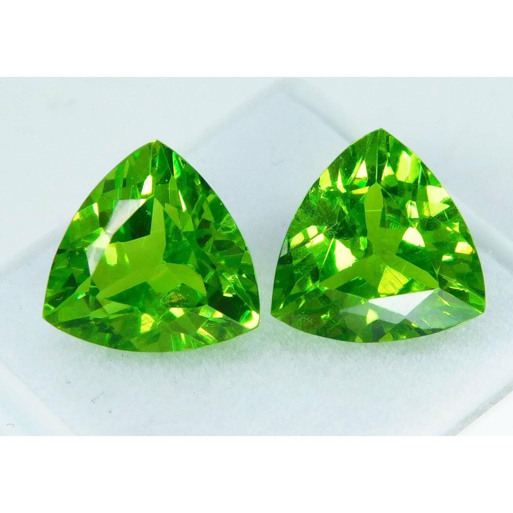 NATURAL Peridot Green 19.00 Ct   Stone Gemstone TRILLION CUT Faceted