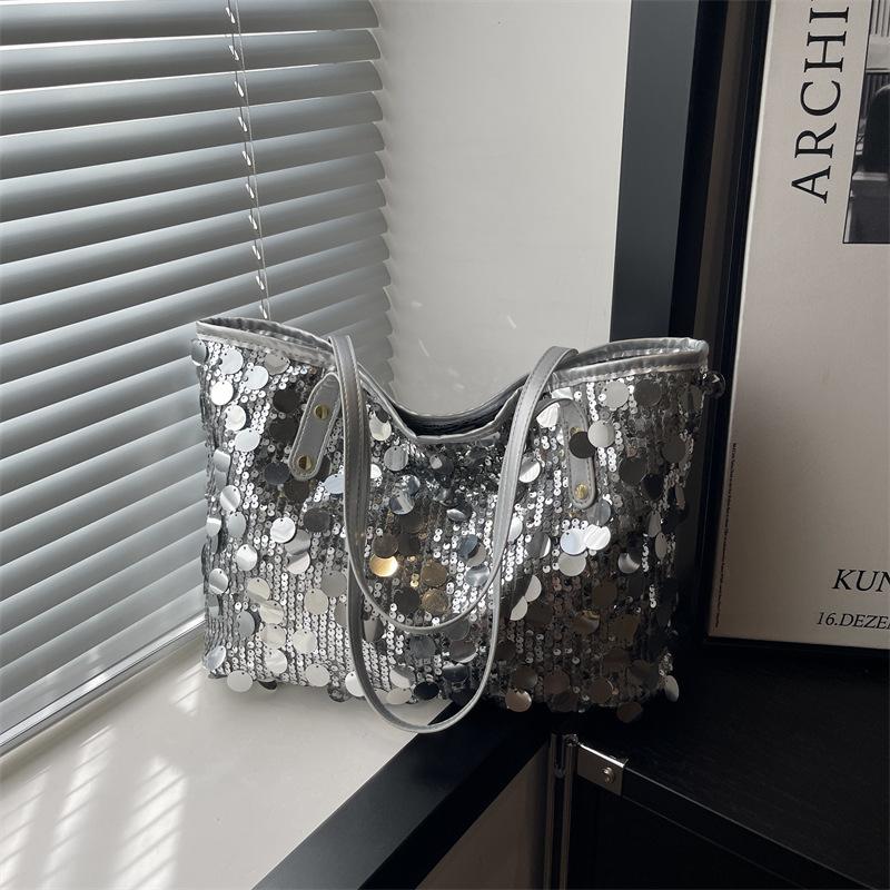 

Модная сумка с пайетками женская 2025 новая нишевая трендовая сумка-ведро на плечо, универсальная сумка-тоут большой вместимости для поездок на работу