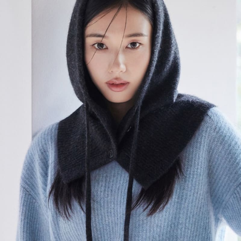 

Celebshop Edition 25FW Балаклава из смеси енота Red