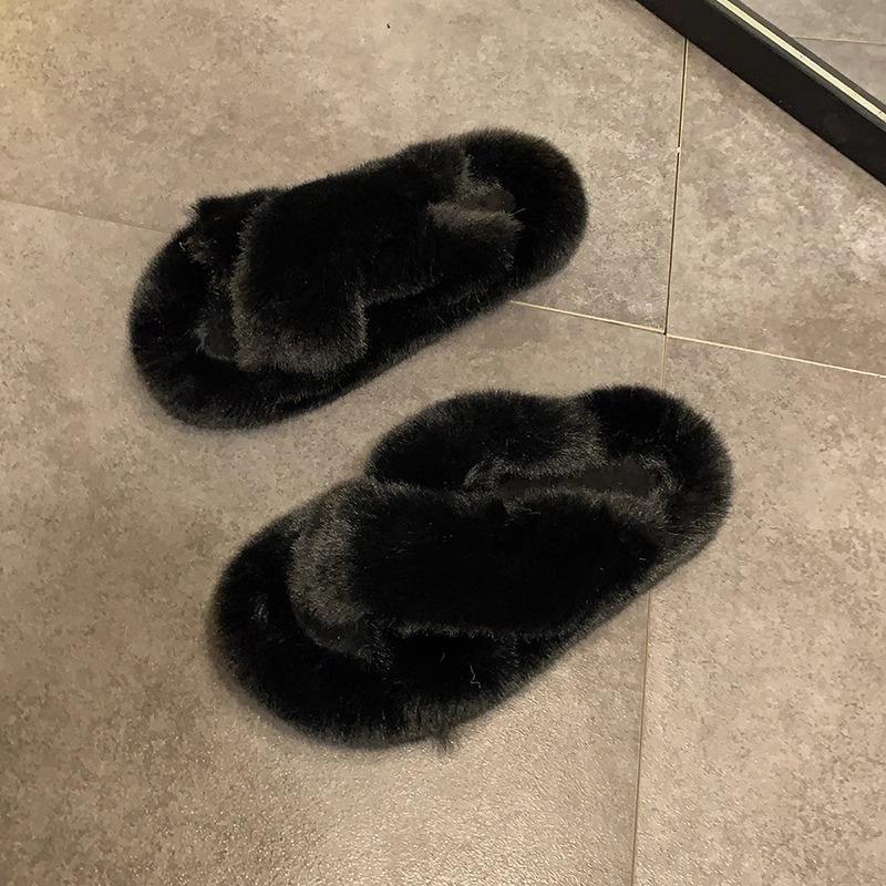 Mao Mao slippers women's outer wear 2025 new autumn and winter Korean version thick bottom height increase small home plush cotton slippers
