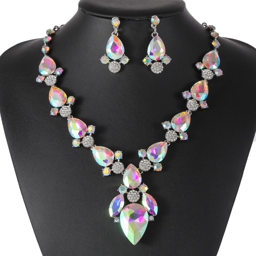 Set Exaggerated Crystal Necklace Earrings Two-Piece Set Alloy Electroplating Jewelry Accessories