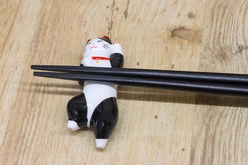 Yakushi Kiln Chopstick Rests, Set of 3, "Sleeping Cat