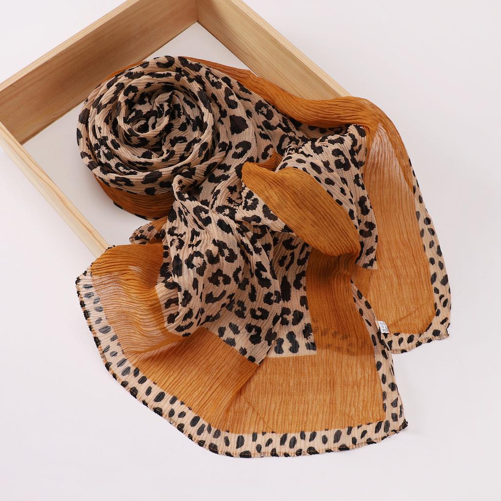 New Soft Pleated Cotton Scarf Leopard Print Hijab Islamic Solid Headscarf Crinkle Hijab Foulard Femme Musulman Wrap Bandana