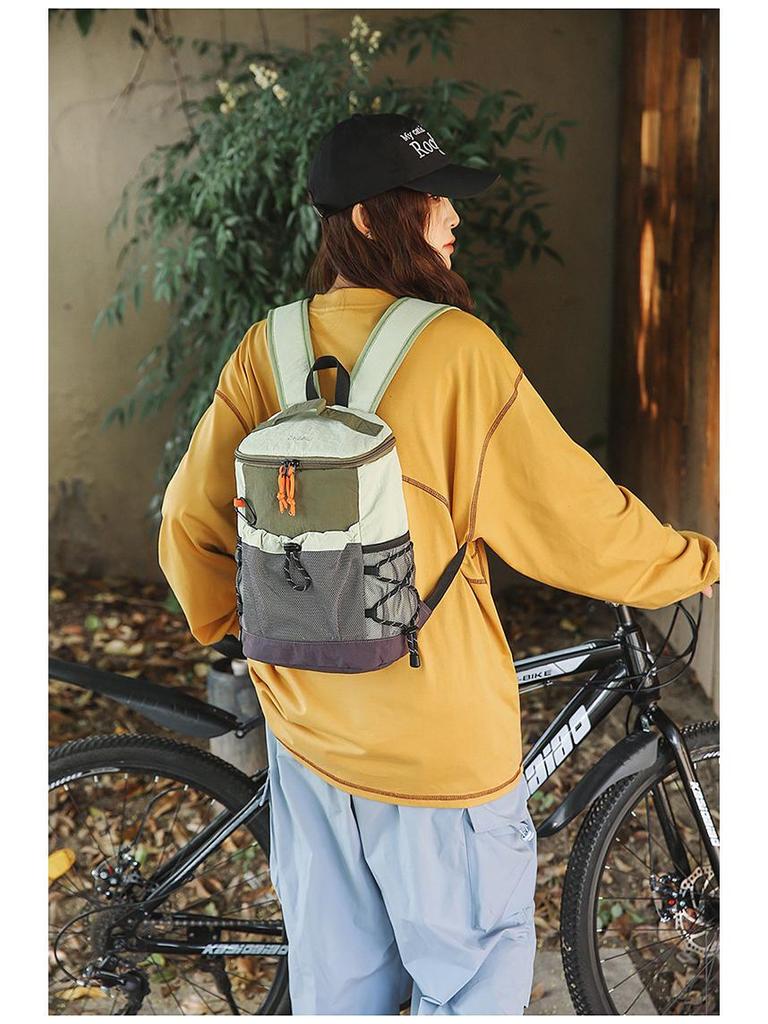 Large Capacity Outdoor Sports Cycling Backpack - Fashionable Oxford Cloth for Students and Mountaineering