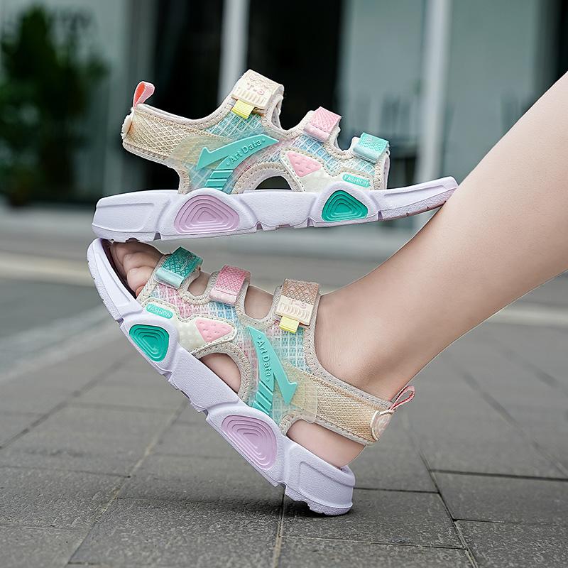Sommer Kinder Modische Leichte Sandalen Strandschuhe Hausschuhe Low Top Sportschuhe Outdoor Runway Schuhe