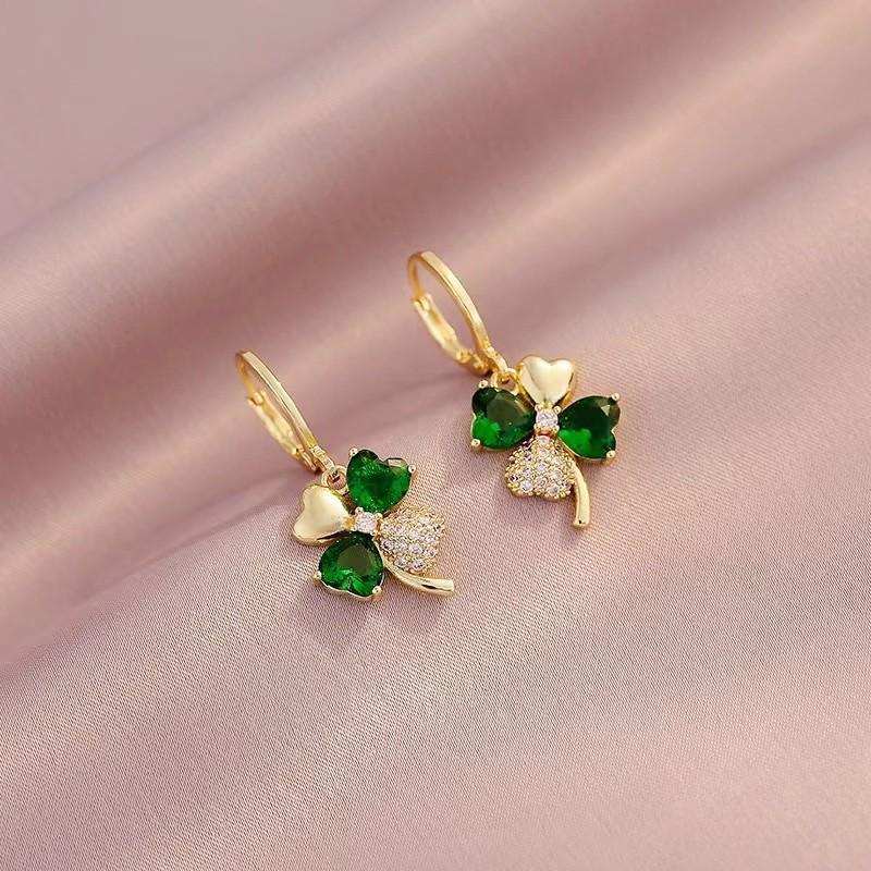 Summer Green Flower Fashionable and Elegant Earrings Temperament Versatile Sweet Stud Earrings Atmospheric Fresh Earrings