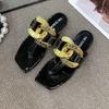 Sexy Shiny Chain Decoration Slippers Women 2026 Summer Lightweight Non-slip Flat Sandals Clip Toe Flip Flops Beach Slide Sandals