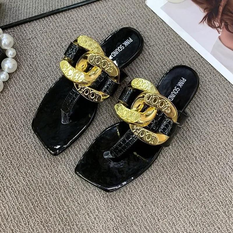 Sexy Shiny Chain Decoration Slippers Women 2026 Summer Lightweight Non-slip Flat Sandals Clip Toe Flip Flops Beach Slide Sandals