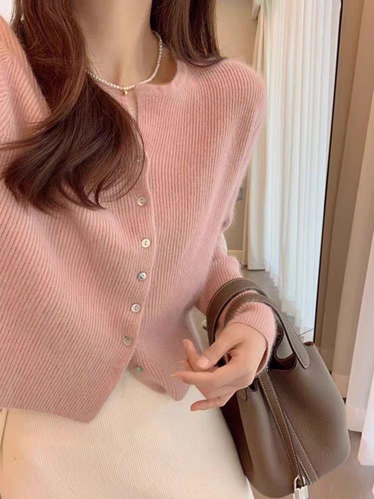 Elegant Women's Slimming Knit Cardigan - Autumn Round Neck Sweater with Gentle Style