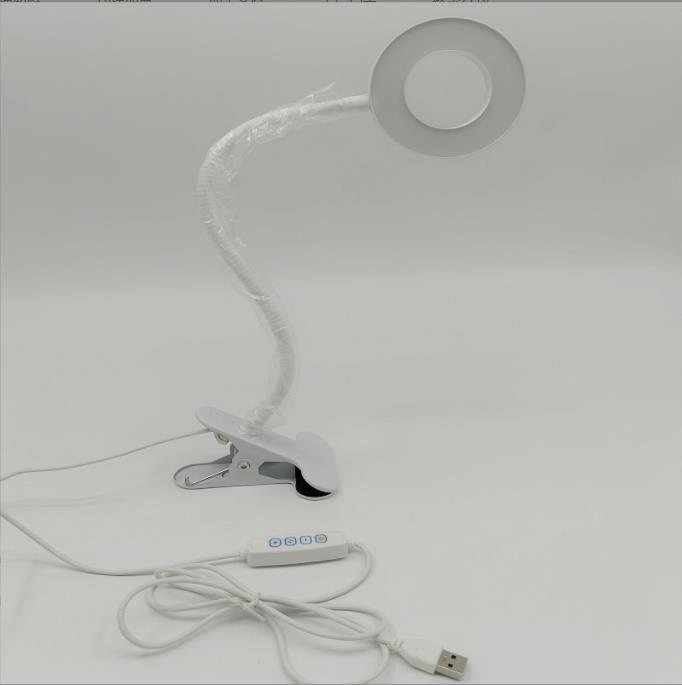 Luce LED di riempimento da 3,5" con clip USB e supporto per telefono regolabile per selfie e live streaming.
