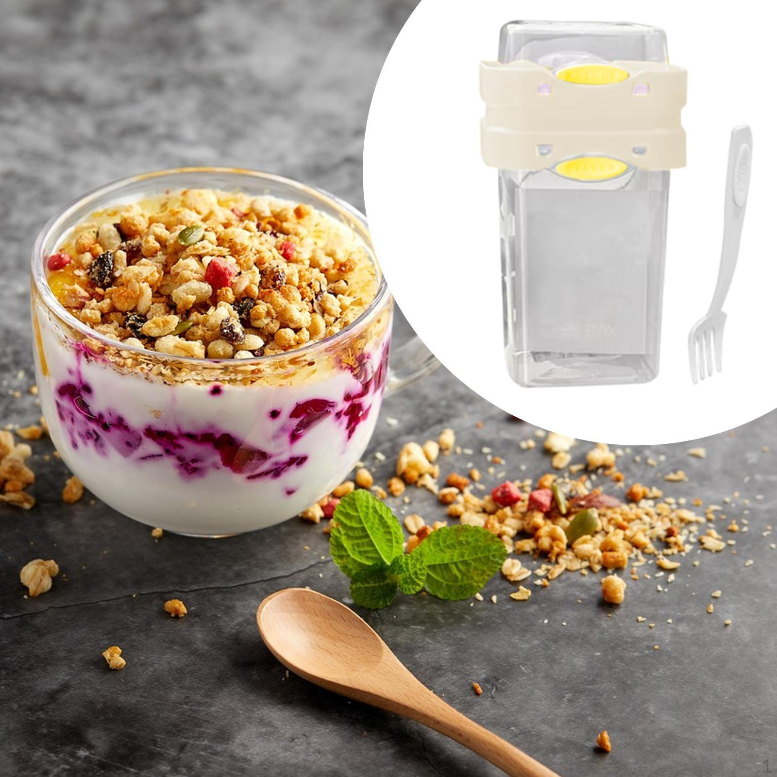 

Двухслойный контейнер для салата для фруктовых и овощных блюд with Fork White