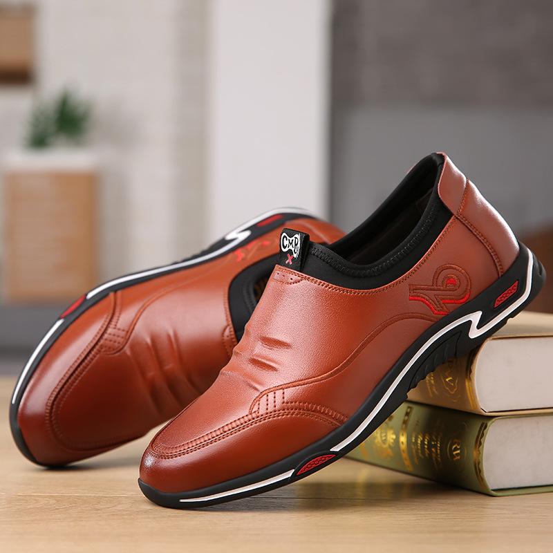 

Men s casual leather shoes Men s trendy fashion cowhide loafers Non-slip one-pedal men s leather shoes 44 коричневый