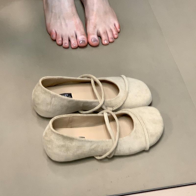 2025 Autumn French Retro Round Head Inner Height Increase Shallow Mouth Single Shoes Women's Versatile Skirt Low Heel Mary Jane Shoes