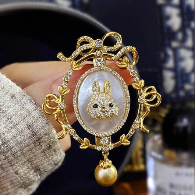 

Новые аксессуары «сделай сам», новинка 2023 года, винтажная брошь с жемчугом Fritillaria, элегантные, милые и модные аксессуары в виде цветов на груди