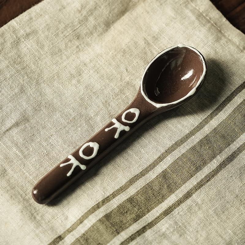 

Retro Japanese home kitchen soup handmade ceramic spoon small high value spoon coarse pottery spoon
