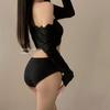 Japanese-Style Low-Waist Ribbed Cotton Panties with Lace Trim and Breathable Cross-Strap Design