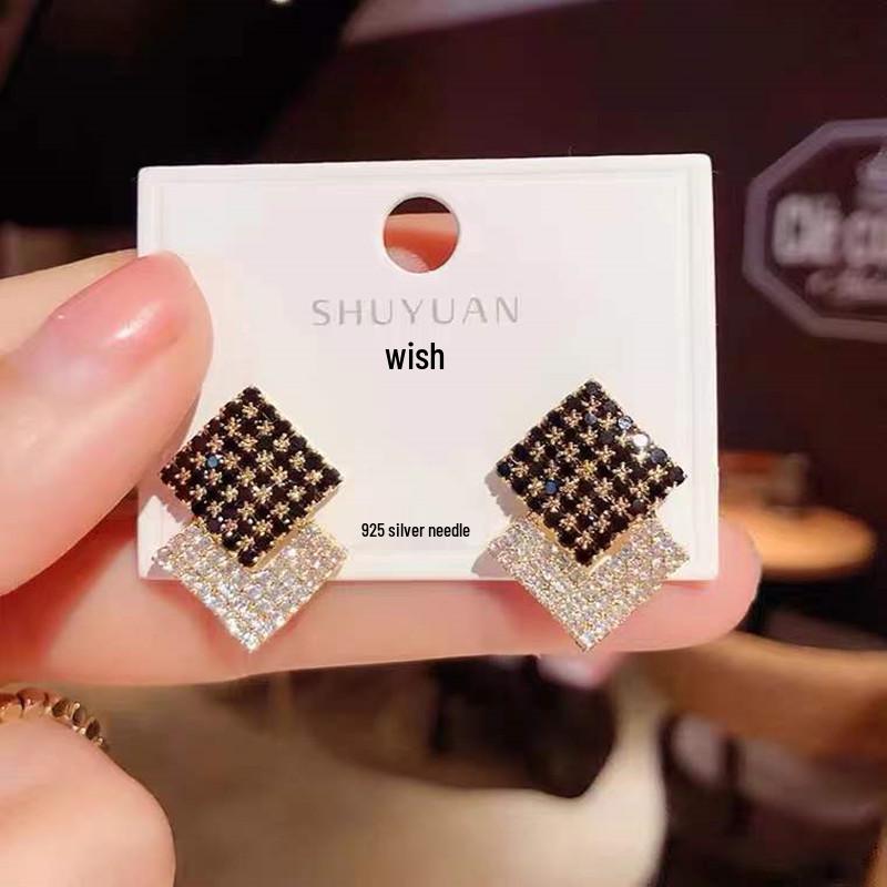 S925 Sterling Silver Geometric Black & White Double Rhombus Stud Earrings for Women - Korean Style, Light Luxury, Retro Trend Electroplated