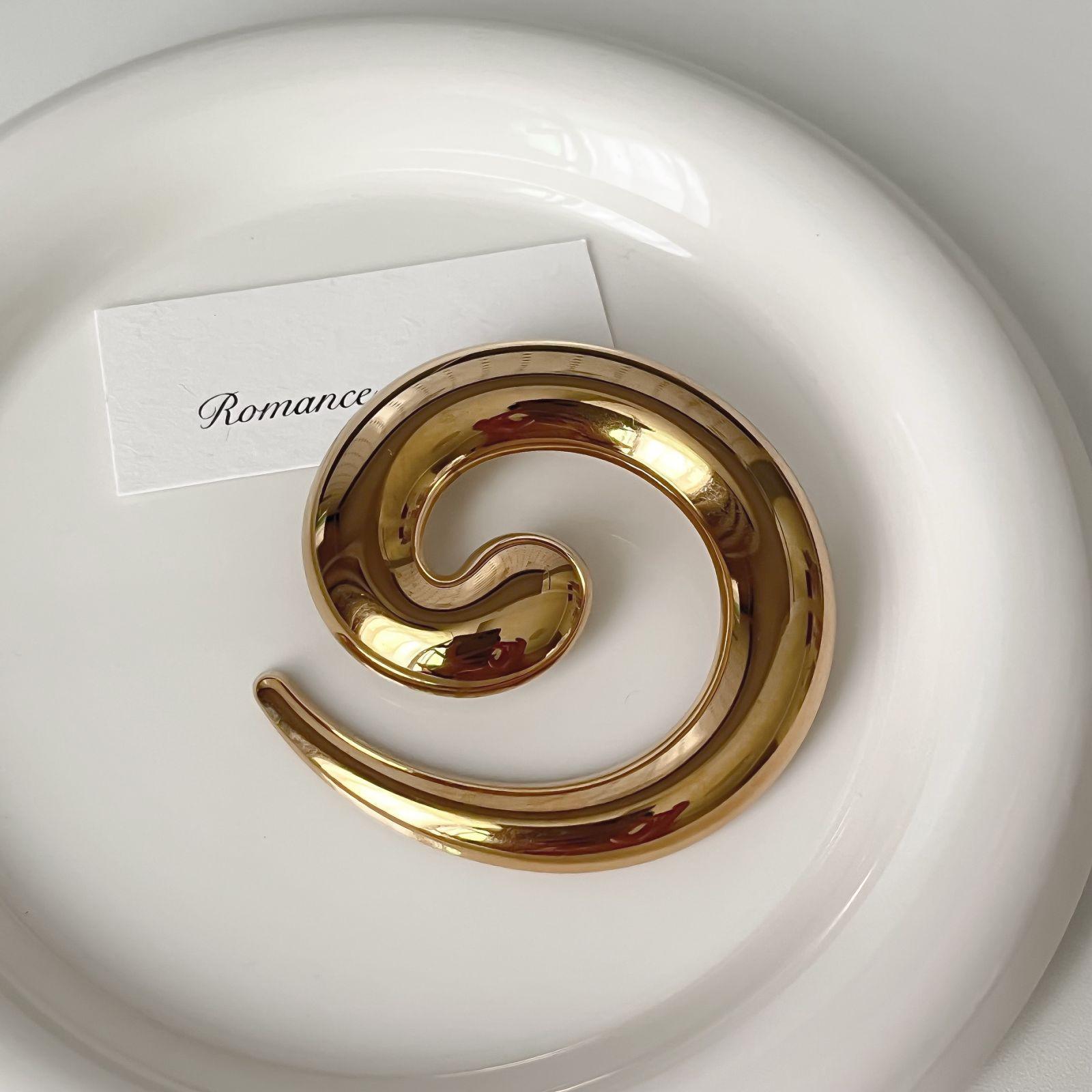 

Роскошная коллекция брошей из нержавеющей стали: Элегантный, прочный, не выцветает