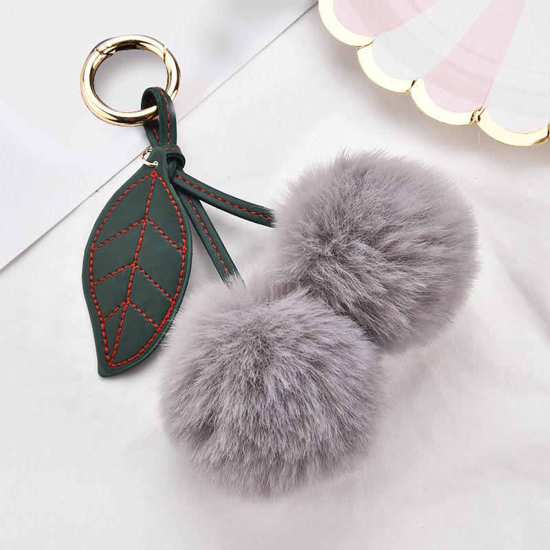 Fashion New Cute Fluffy Artificial Rabbit Fur Ball Pompom Leaf Keychain Cherry Key Chain Handbag Pendant Car Key Chain Ring