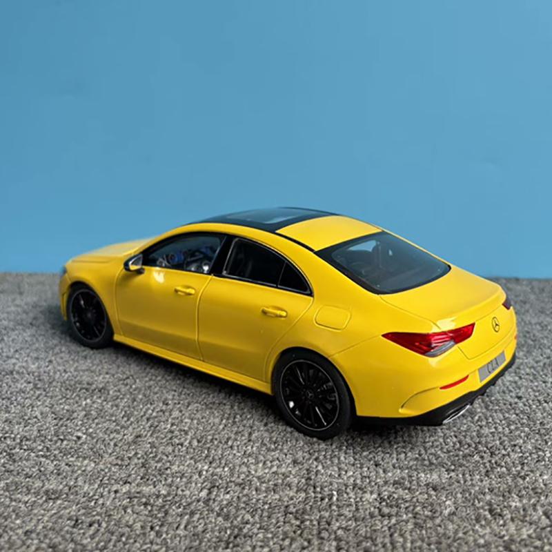 Die-cast 1:18 Scale Benz CLA Simulation Alloy Car Model Gift Toy Ornaments Birthday Gift Home Decoration