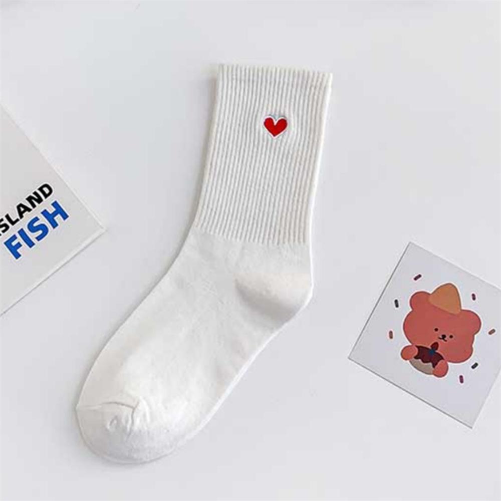 New Embroidery Red Love Heart Cotton Cute Casual Breathable Soft White Black Fashion Sport Socks Dropship