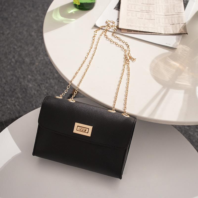 Women's Bag Cover Lock Small Square Bag Can Be a New Winter Product Messenger Mobile Phone Bag.