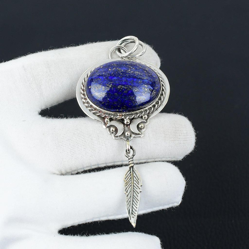 Colgante de Lapislázuli Hecho a Mano con Charm de Pluma en Plata de Ley 925 – Regalo Perfecto de Navidad, Año Nuevo o Festivo para Ella