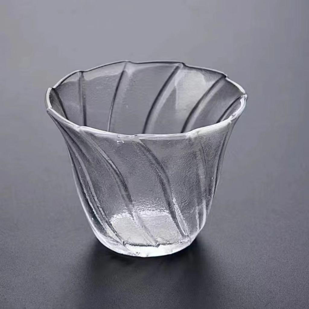 1 Piece 60ml 80ml Heat Resistant Kong Fu Master Tea Cup Small Capacity Vertical Texture Thick Sake Soju Tasting Glass Drinkware