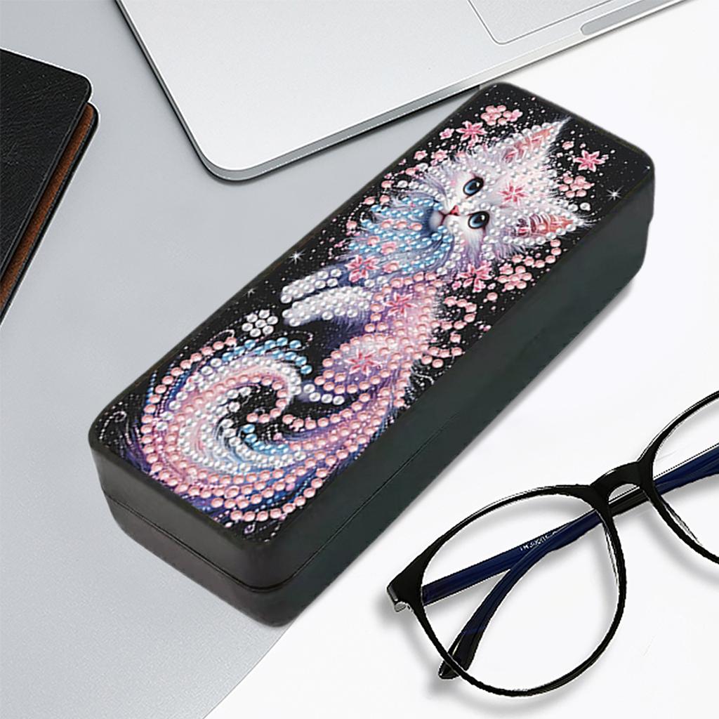 PU Strass Brillenaufbewahrungsetui Kunsthandwerk Diamantmalerei Weitsichtigkeitsbrillenbox für täglichen Arbeitsweg Reisen Tragen
