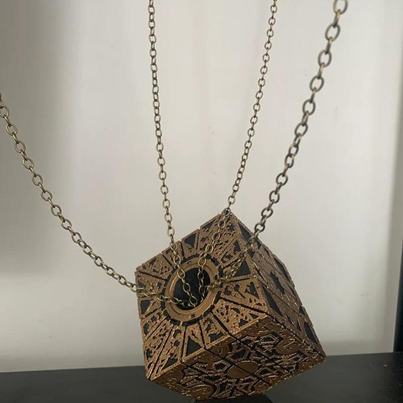 Hellraiser Puzzle Box Puzzle Cube Detachable With Base Deformation Puzzle Lock Box Decoration Terror Figures Film Serie Cube