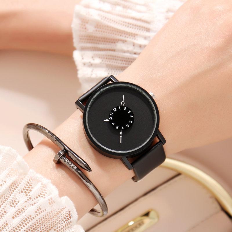 Popular Black Men Watch White Quartz Watch Soft Couple Watch Leather Strap Simple Lovers Wristwatches Silicone Dial for Women Ladies