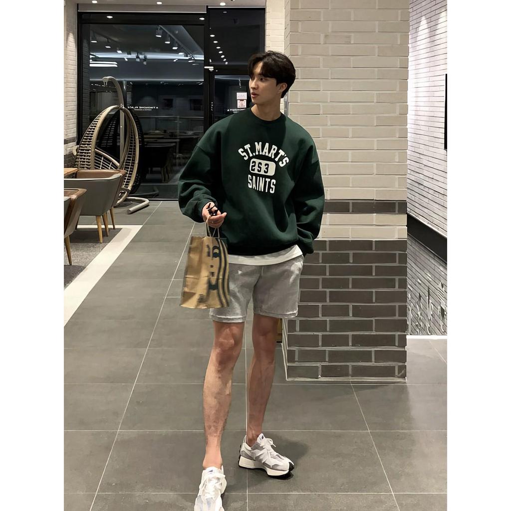 Mäns mörkgröna crewneck sweatshirt med bokstavstryck - Höst Casual lös pullover