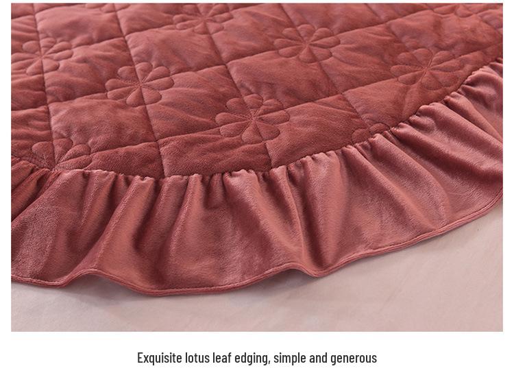 Warm Winter Crystal Velvet Quilted Bedspread with Lace Edge, Cotton-Padded, Double-Sided, Non-Slip Tatami
