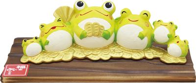 Ryukodo Lucky Frog Ornament Width 17cm 19-305A