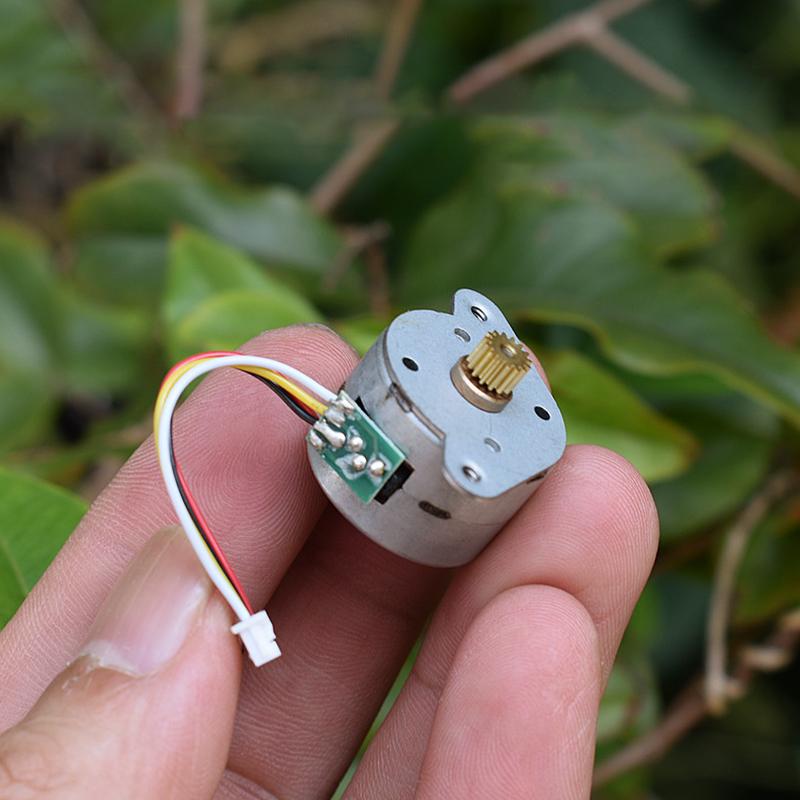 1 Piece Micro 2-Phase 4-Wire Stepping Motor Mini 20Mm Round Stepper Motor 15 Degree 15 Teeth Copper Gear Diy Printer