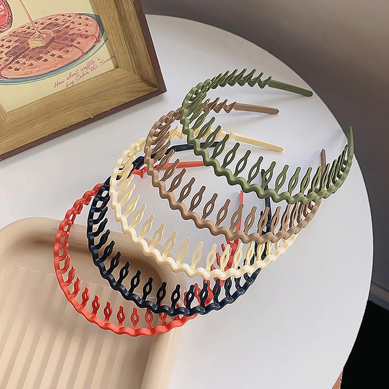 2023  Female Headwear For Broken Hair Card Head Hoop With Teeth Frosted Braid Headband Non-Slip Hairband Casual Headband
