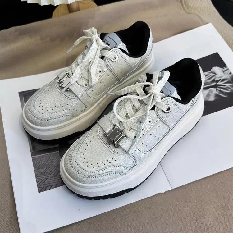 

Niche Crack Leather White Shoes Womens Spring New Толстая подошва Casual Sports All-Match Shoes College Style 40