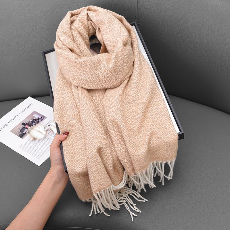 Scarf Women's Autumn and Winter Honeycomb Medium and Long Fringed Shawl Advanced Sense Cold Protection Warm Versatile Couple Student Scarf