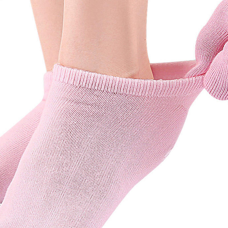 Reusable Cotton Gauze Gel Foot Care Socks for Deep Moisturizing Cracked Heel Overnight Day or Night Use Socks