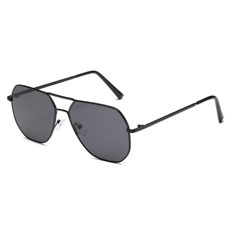 X8692 Men's Polarized Photochromic Driving Sunglasses - Trendy Metal Design, Ideal for Fishing and Outdoor Activities.