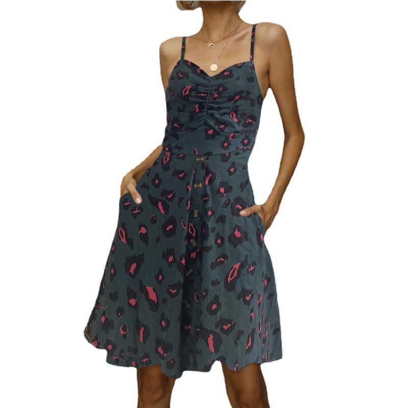 

In stock, summer clearance women s floral dress, European and American sexy suspender dress. L