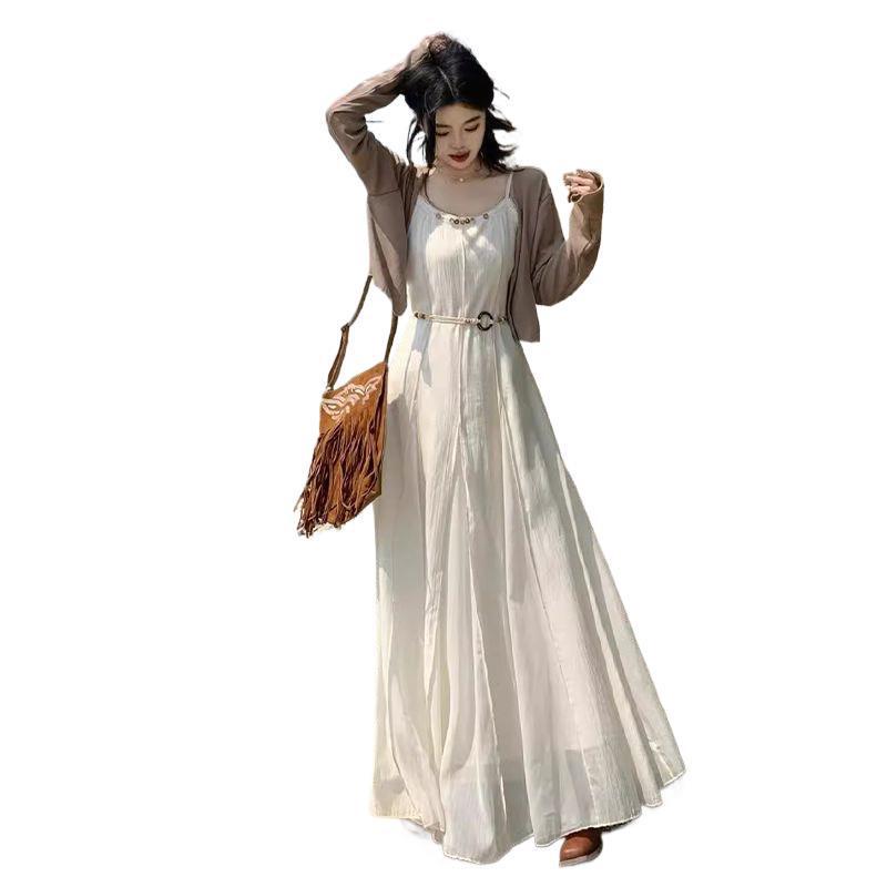 Weißes, böhmisches Spaghettiträgerkleid in großen Größen für Damen – Sommerliches Strandkleid