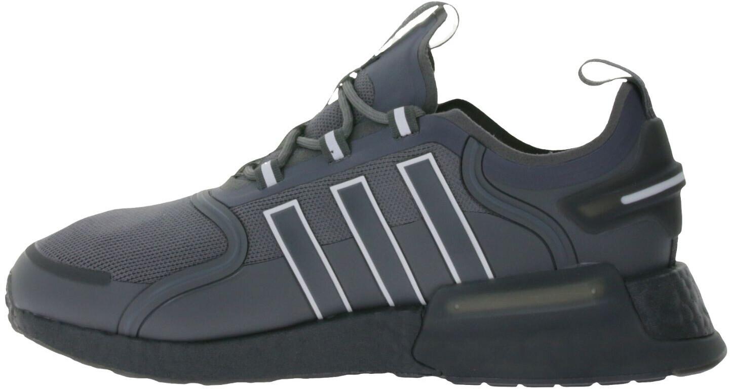 

Кроссовки Adidas NMD_R1 V3 NMD R1 Кроссовки BOOST Cushioning Trekking 40